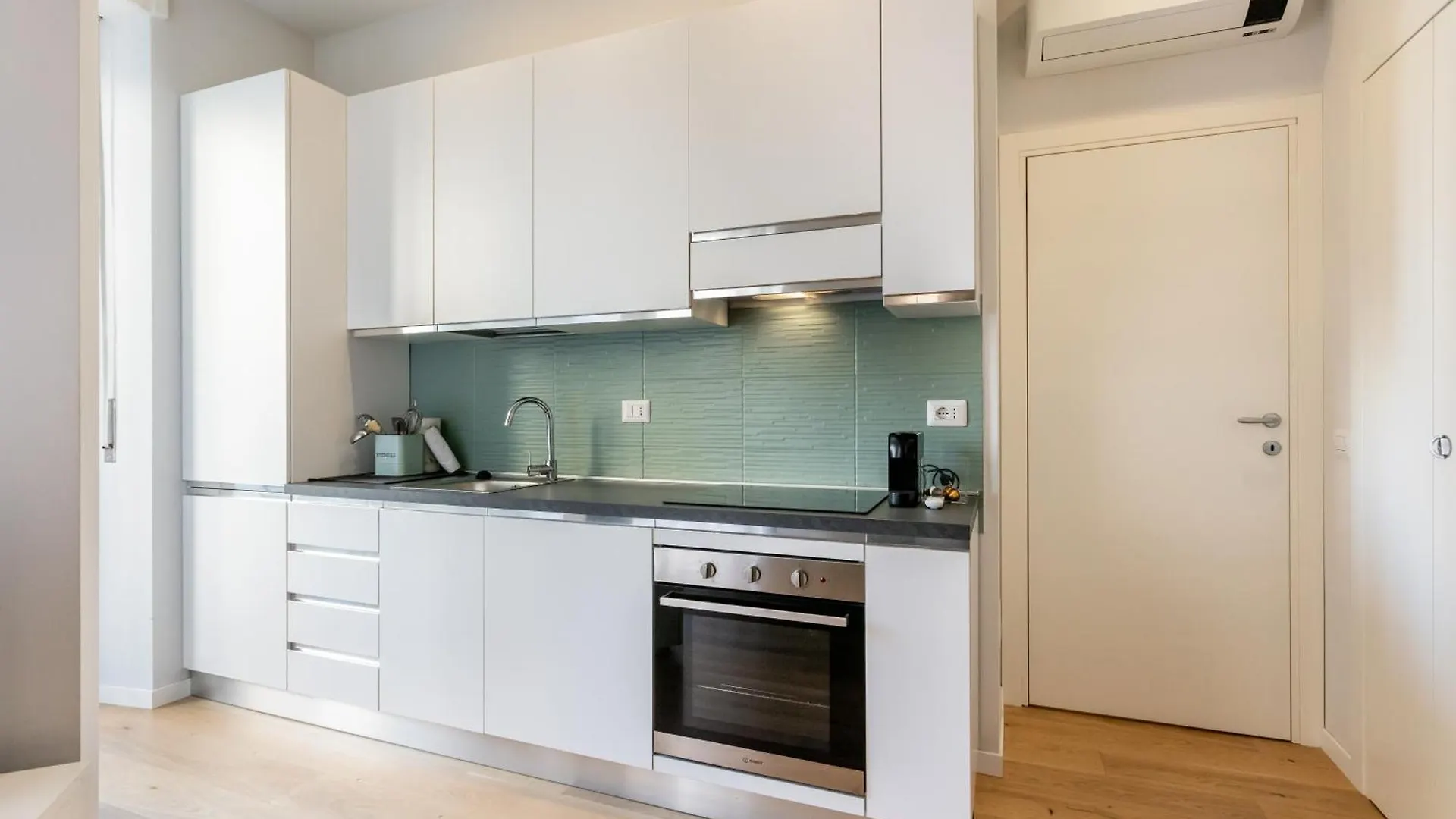 Centrale-Duomo 10Min - Cozy Apapartment - Wifi Netflix Milan